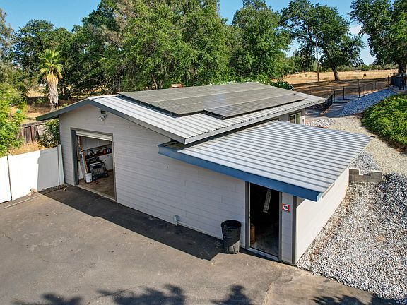 4th image of 10740 Swede Creek Rd