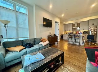 58 Greenpoint Ave #1F, Brooklyn, NY 11222