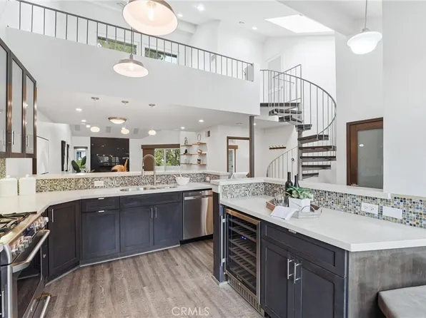 19401 Sunray Ln Unit 204, Huntington Beach, CA 92648