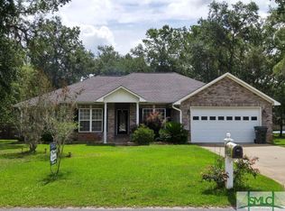 96 Colonial Dr, Midway, GA 31320