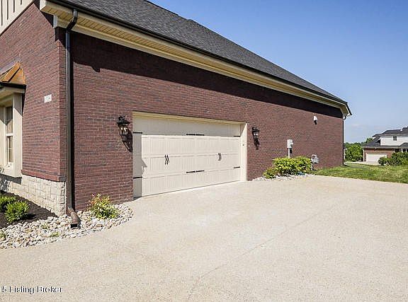 13204 Knoll Wind Way-1003