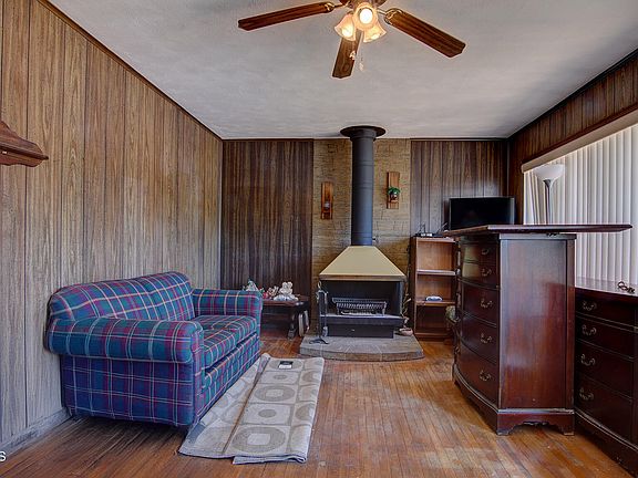 5th image of 39 Tilton Avenue