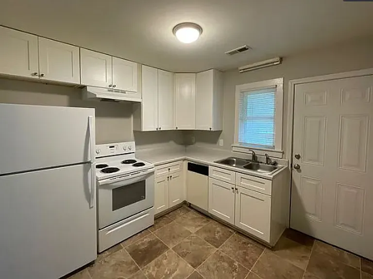 4201 Rutgers Ave — Photo 4
