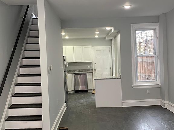 3rd image of 2437 Sharswood St