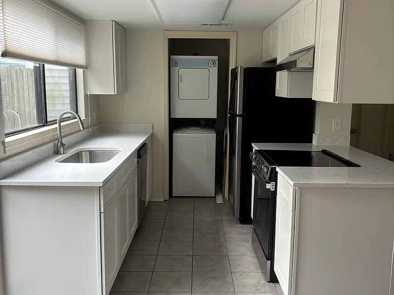 198 Chimney Stone Way — Photo 3