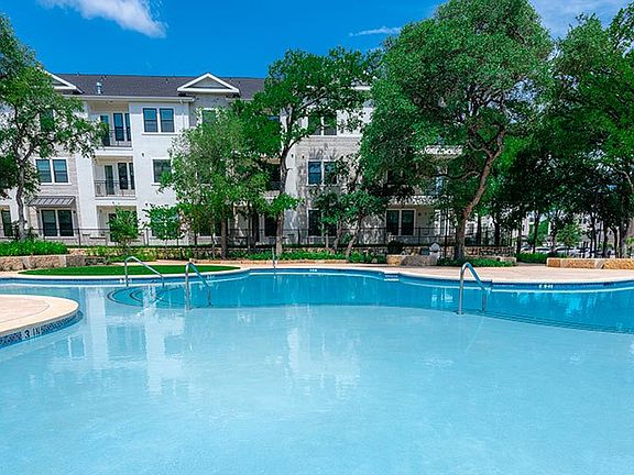 Lakeline Crossing Swimming Pool, Cedar Park, Texas