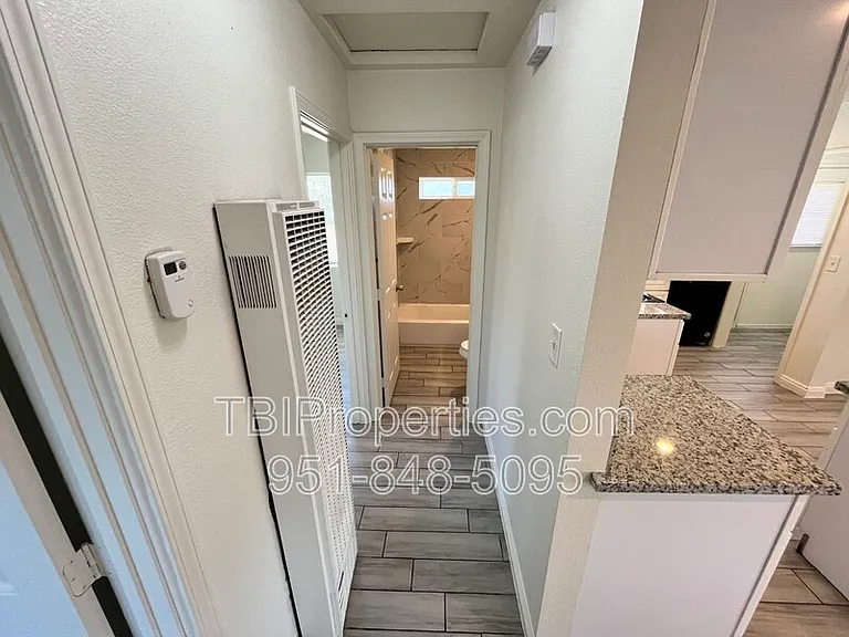 848 W 29th St — Photo 15