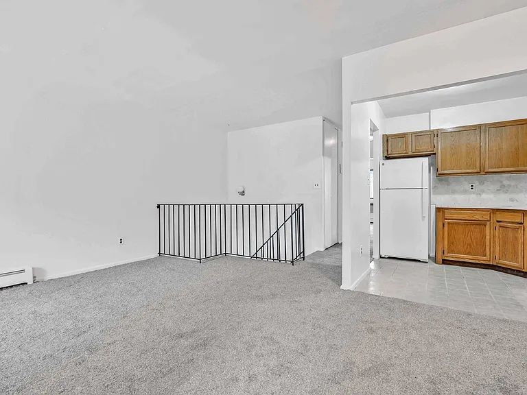 865 Home St #2 — Photo 3