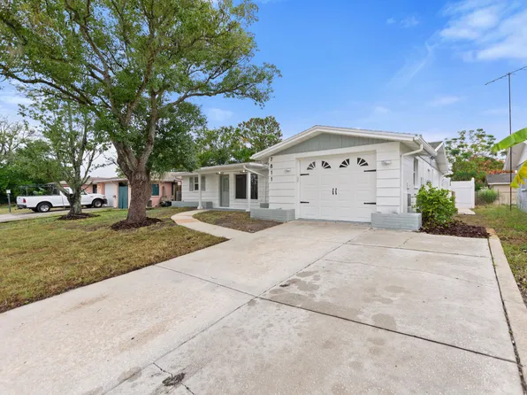 7811 Ilex Dr, Port Richey, FL 34668