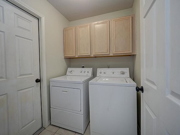 5th image of 714 Saint Lucy Dr