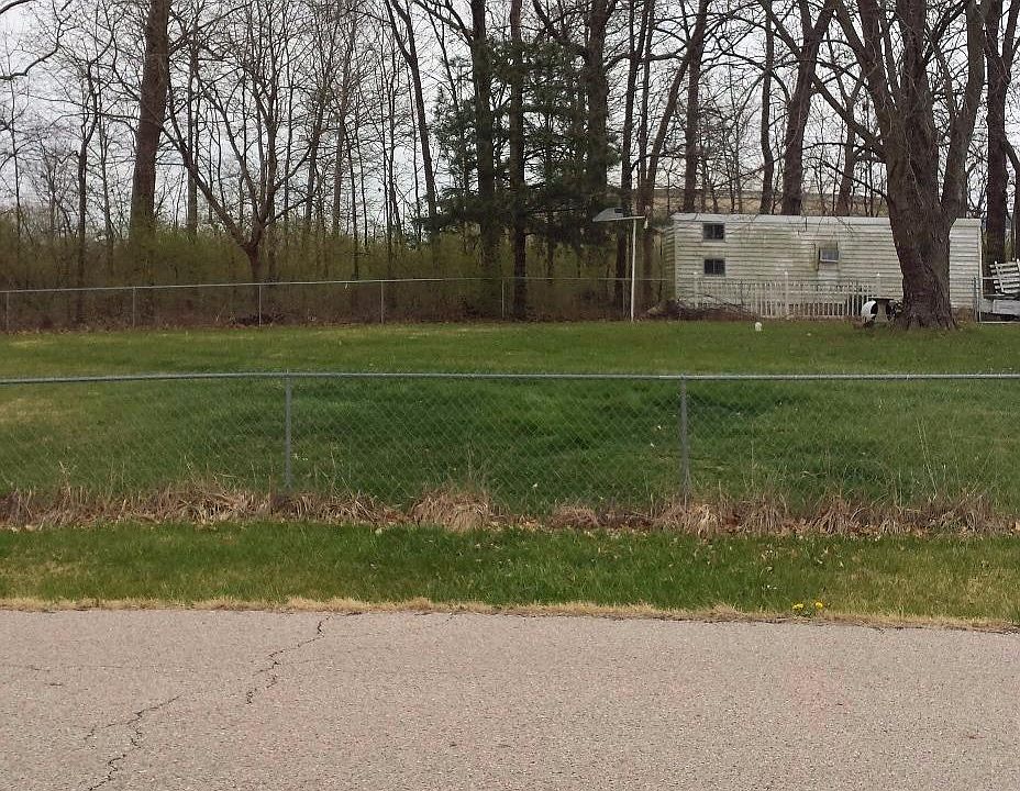 2nd image of 9178 Bruce Dr