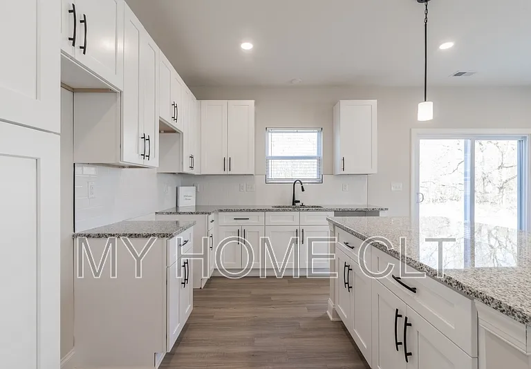 3636 Trull St — Photo 7