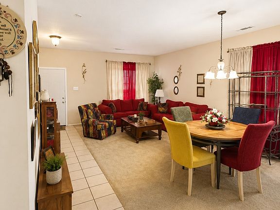 3rd image of 2851 Ector Dr