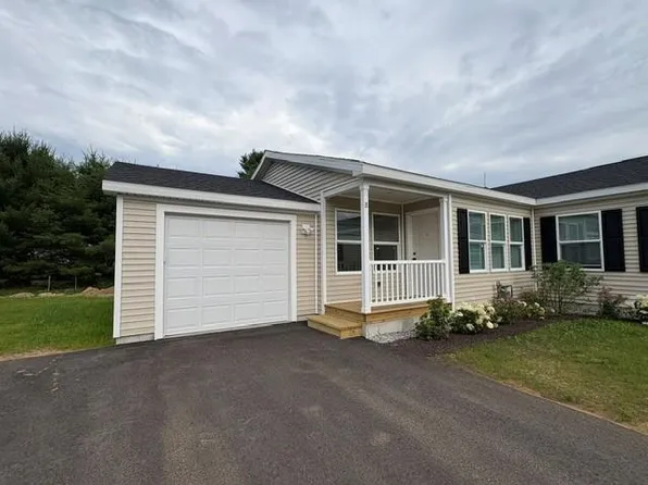 18-B Wildflower Lane #208-97-8-2, Plymouth, NH 03264