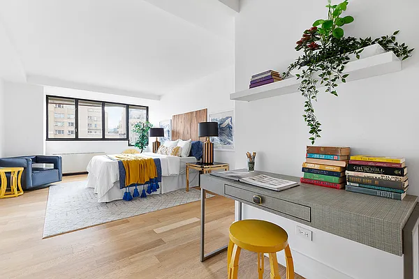 Sold by Compass | media 8