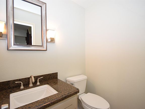 5th image of 15020 Kimberley Ct