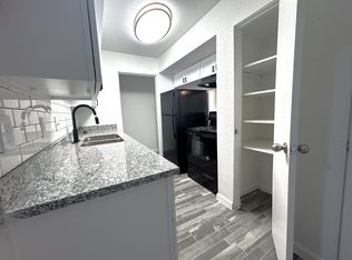 777 Bateswood Dr APT 14, Houston, TX 77079