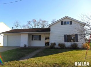 314 E 4th St, Wilton, IA 52778
