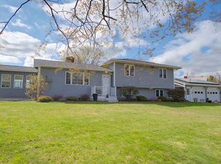 23 Maple Rdg, Underhill, VT 05489