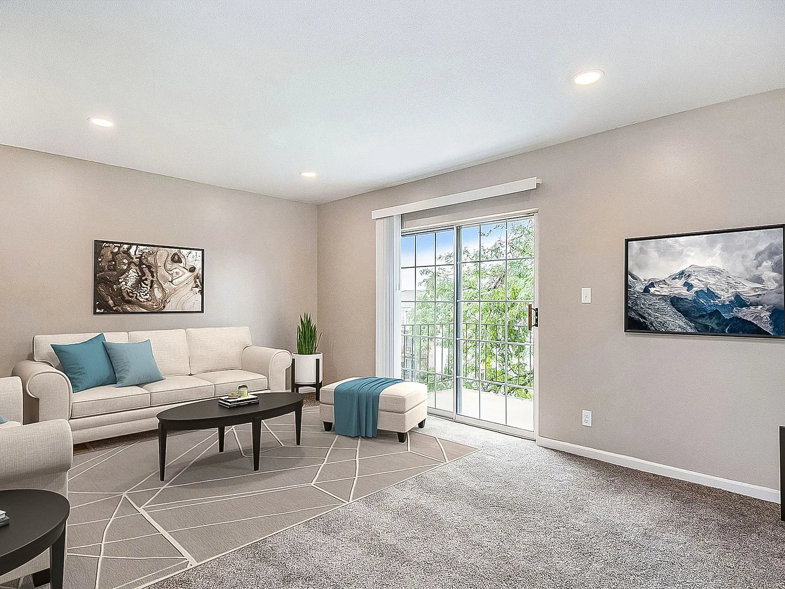 Harrisburg Square Apartments — Photo 2