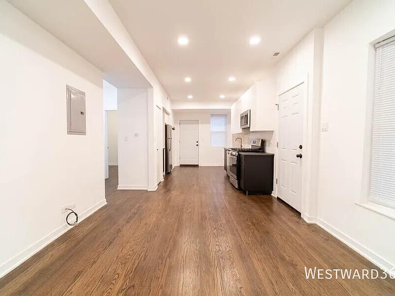 1337 W Early Ave #1 — Photo 2