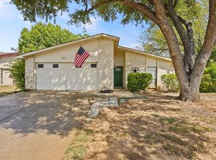 4115 Rushmoor Dr, Arlington, TX 76016