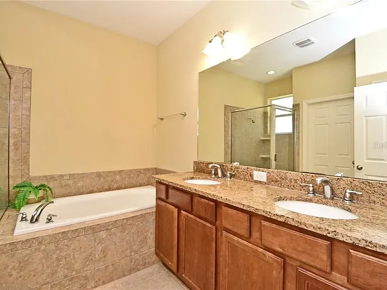 3579 Creswick Cir — Photo 2