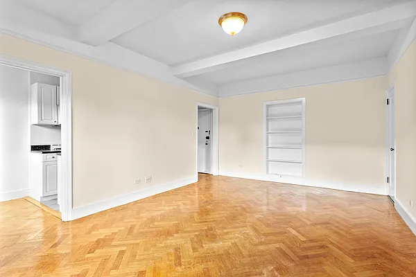 Rented by AJ Clarke | media 12