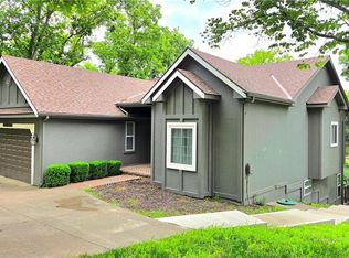 150 Rose Marie Dr, Linn Valley, KS 66040