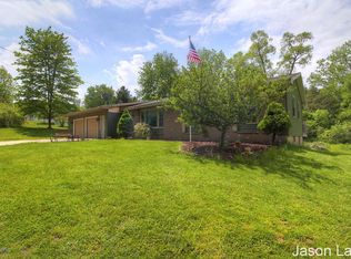 10065 Wolven Ave NE, Rockford, MI 49341