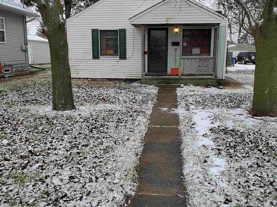 1st image of 818 Jackson St