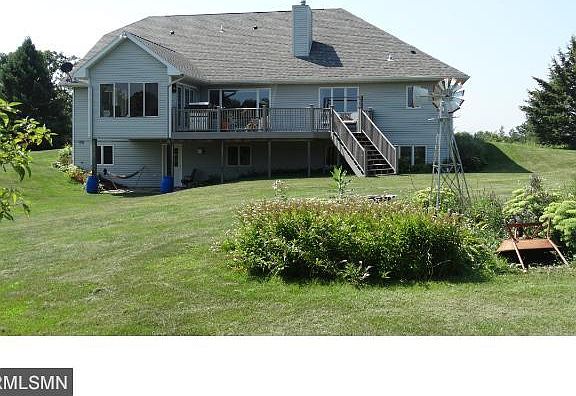 3rd image of 1068 140th Ave