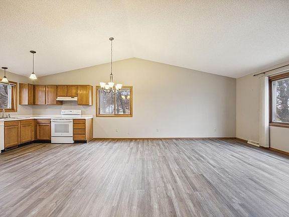 5th image of 1053 1st Ave N