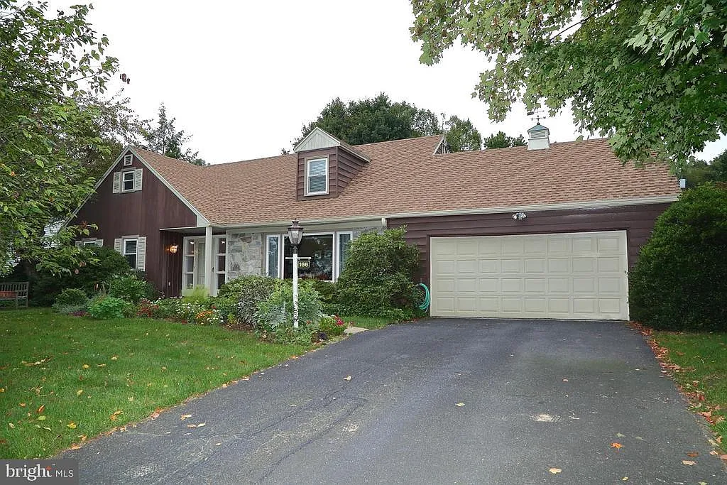 166 Northview Dr photo 1