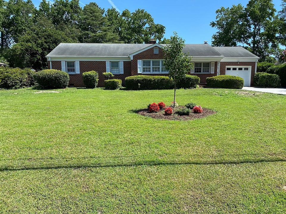 1st image of 4724 Thoroughgood Dr