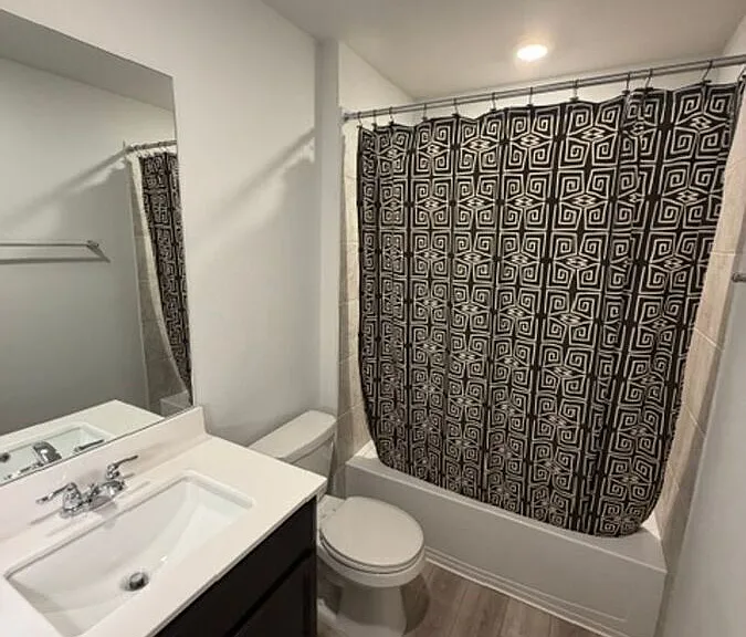 129 Hugh Dr — Photo 9