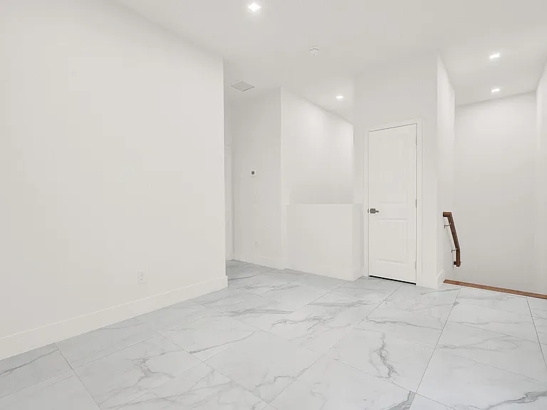 407 Bella Sol Way — Photo 21
