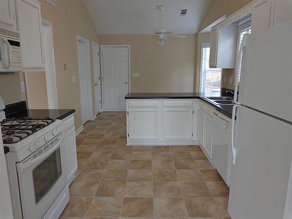 4th image of 2536 Caray Ct
