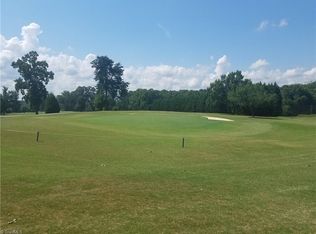 412 Bent Grass Ln, Eden, NC 27288