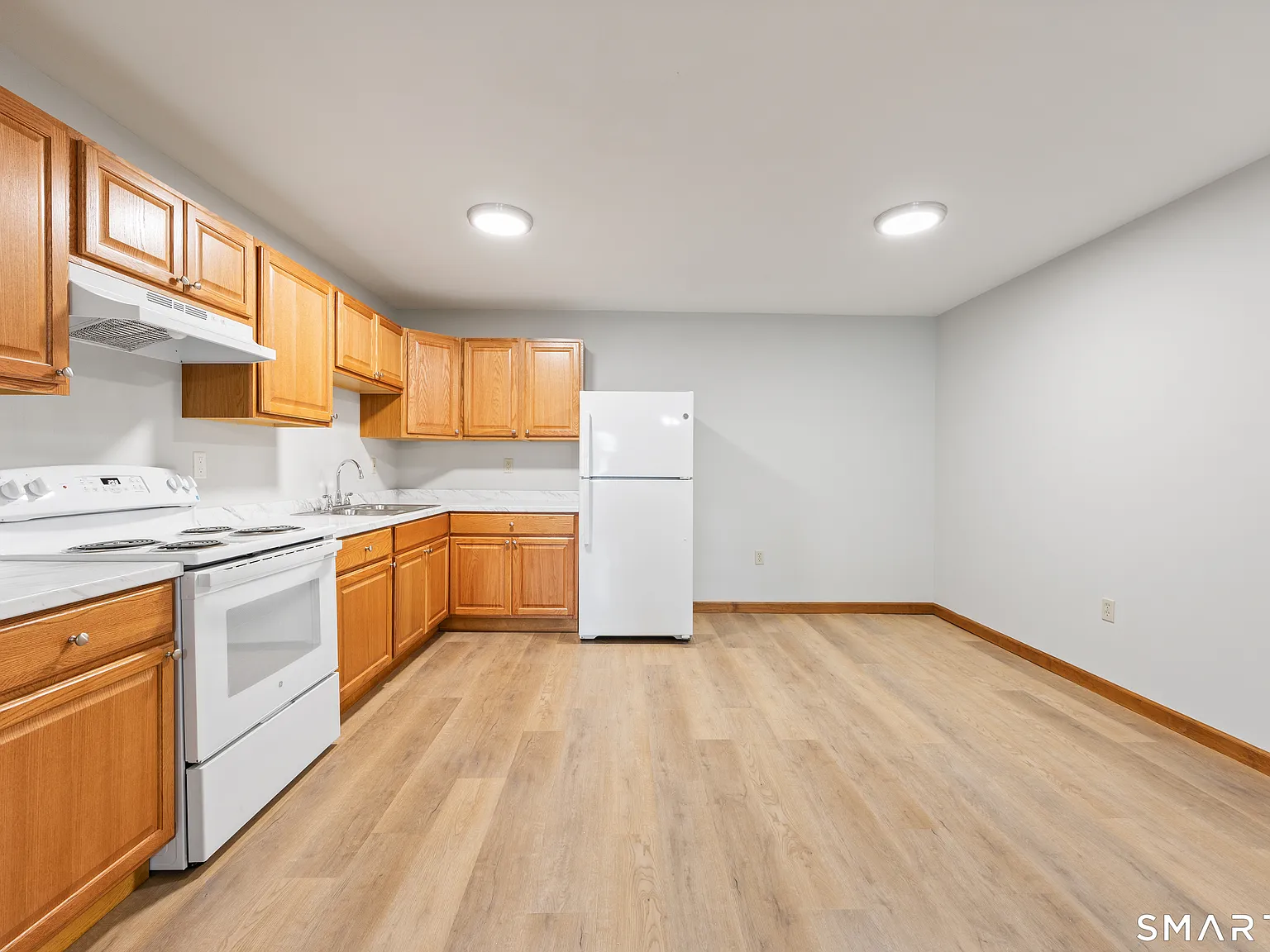 2 bed, 1.0 bath, 950 sqft, $1,750 — Photo 4