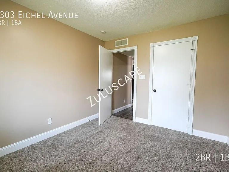 1303 E Eichel Ave — Photo 13