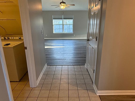 3rd image of 3315 Dellwood Ct