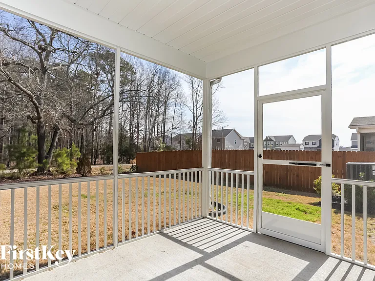 510 Porch Swing Pl — Photo 9