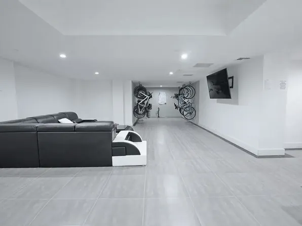 2183 3rd Avenue image 6 of 6