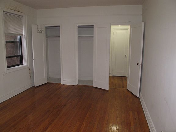 5th image of 4821 40th St #3J