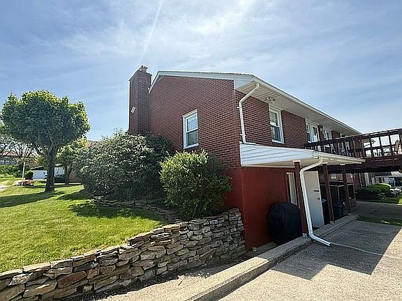 Side exterior 