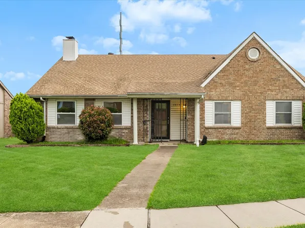 2430 Centennial Dr, Garland, TX 75042