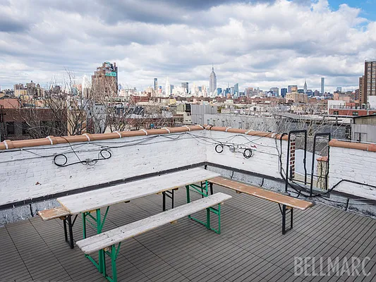 Sold by Bellmarc Realty | media 15