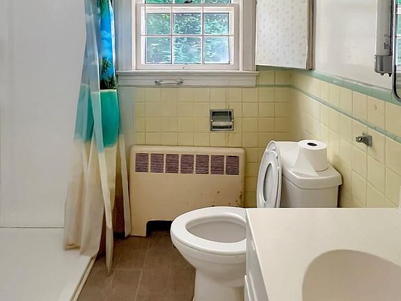 5th image of 1191 Burton Dr
