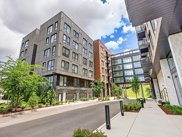 The Chartwell at Marathon Village — Photo 52